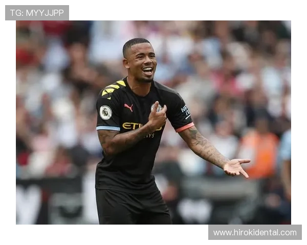 费迪南德称远祝枪手夺冠心愿实现